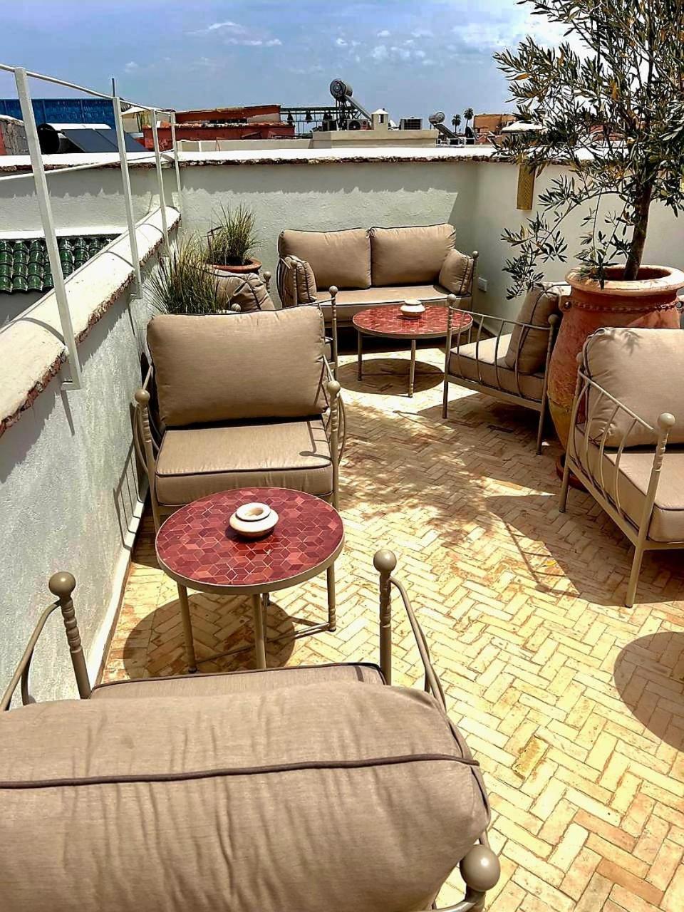 Le Singe Rose Bed & Breakfast Маракеш Екстериор снимка