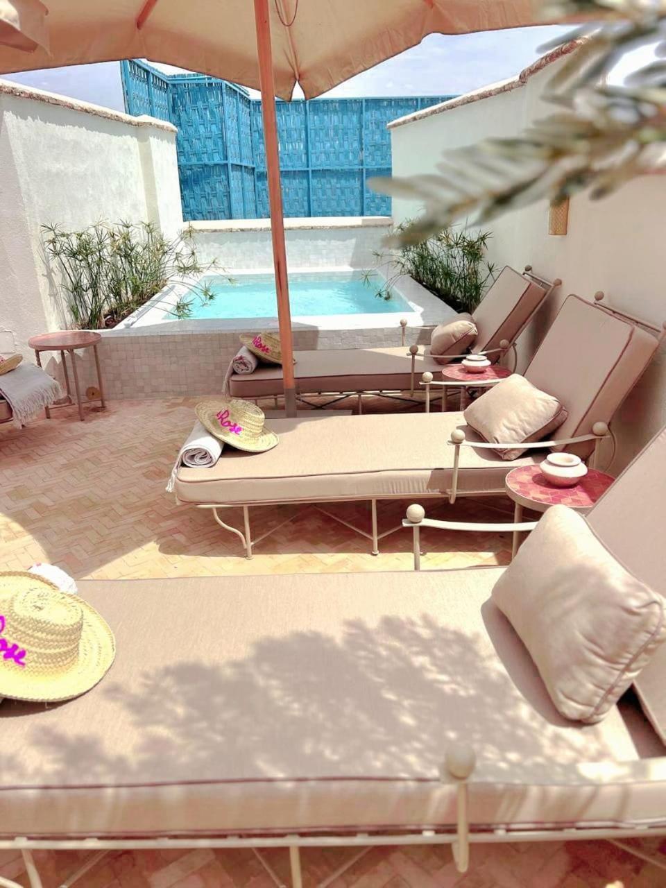 Le Singe Rose Bed & Breakfast Маракеш Екстериор снимка