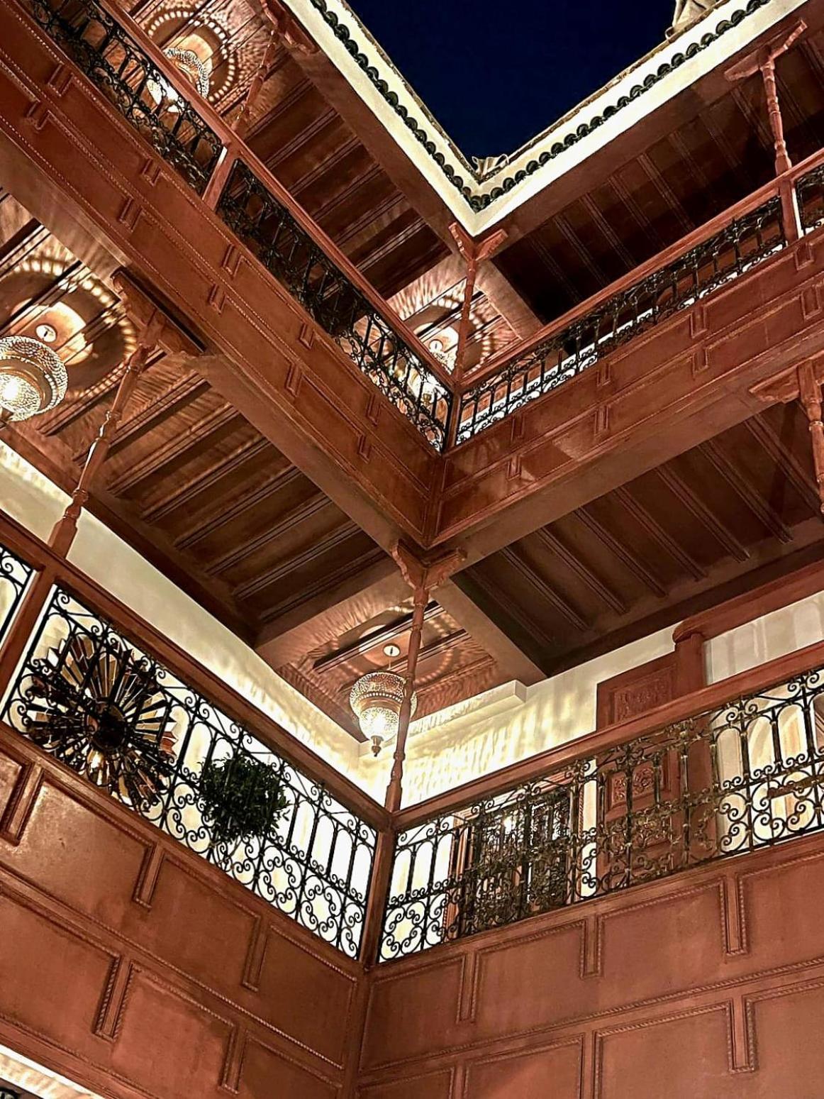 Le Singe Rose Bed & Breakfast Маракеш Екстериор снимка