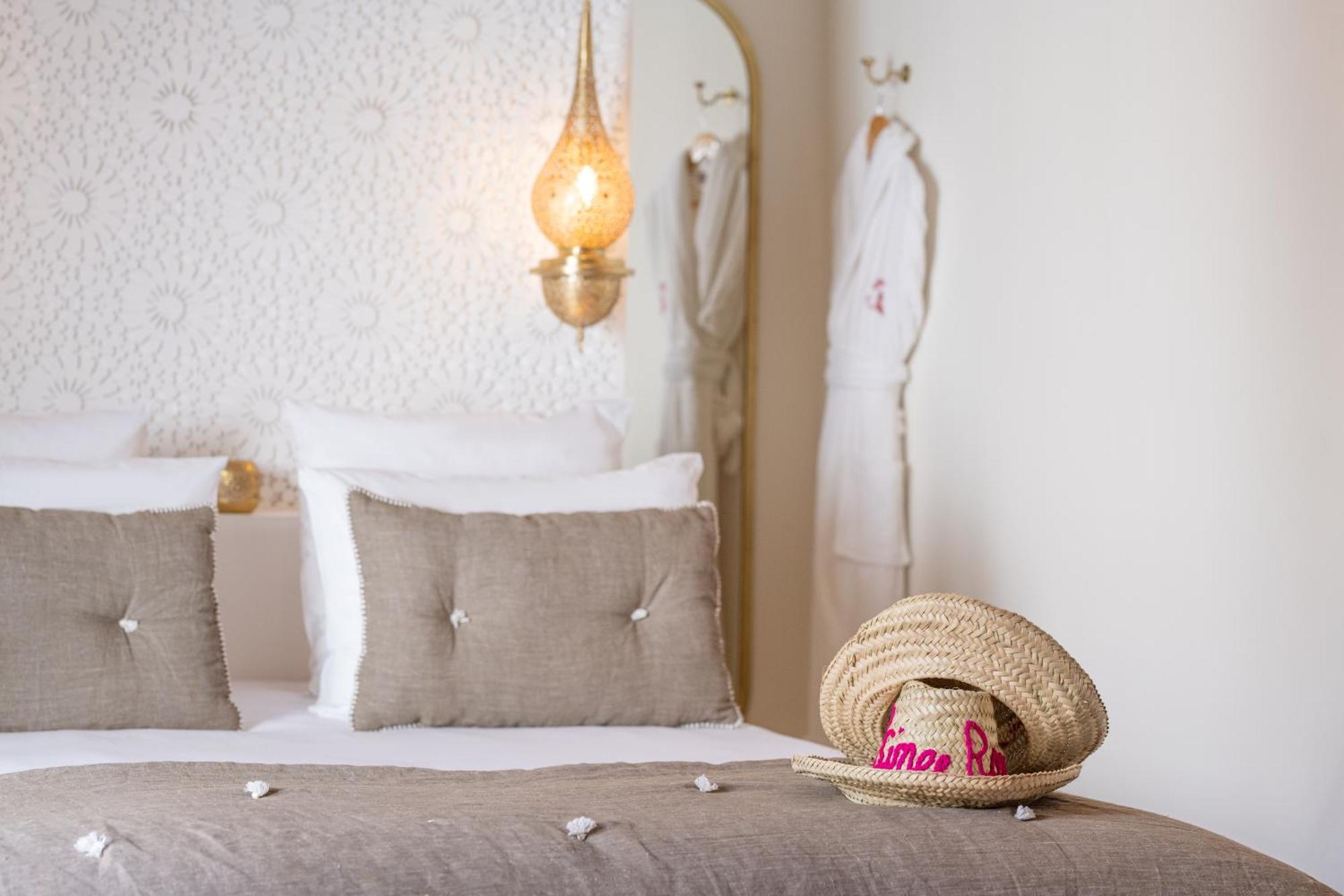Le Singe Rose Bed & Breakfast Маракеш Екстериор снимка